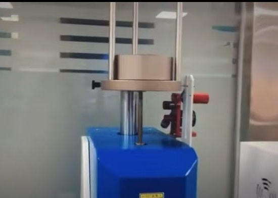 High Temperature Melt Flow Index Tester With Electronic Loading For Plastic Material Flow Rate Measurement